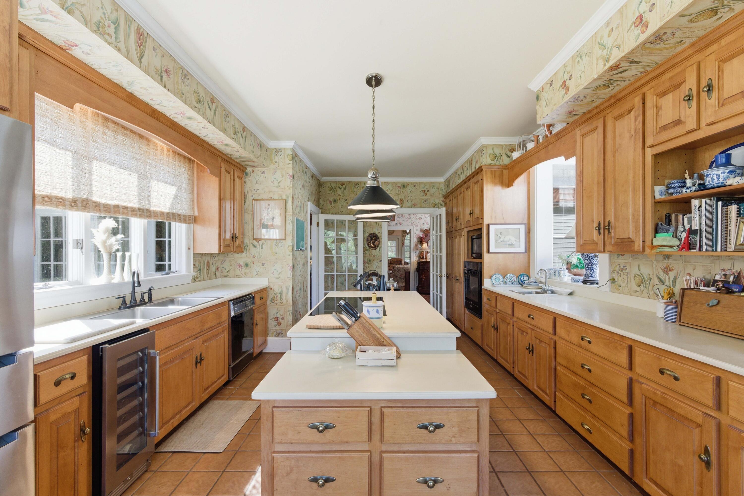527 Wichman Street Walterboro, SC 29488 - Photo 26 of 107 54