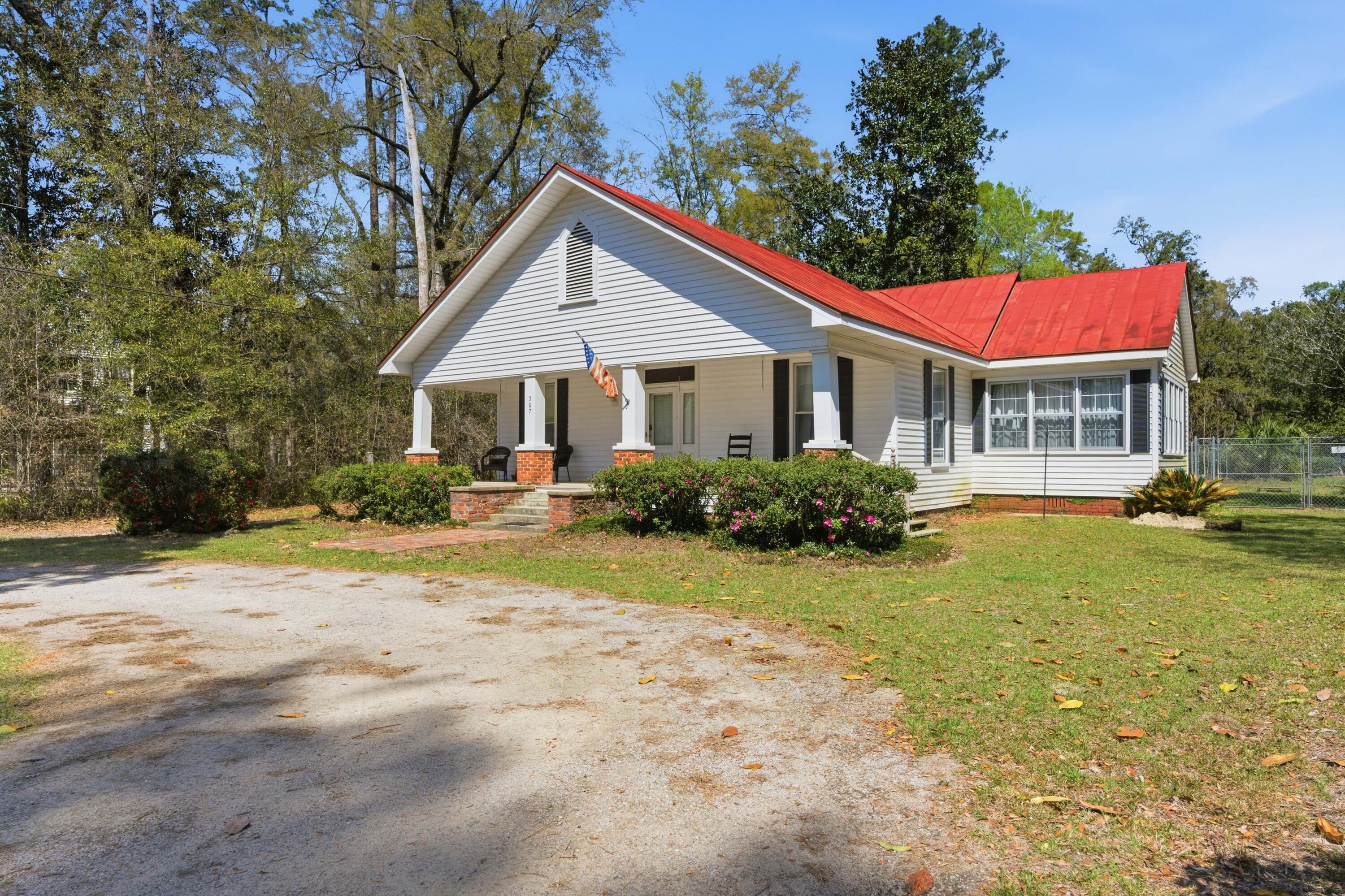 527 Wichman Street Walterboro, SC 29488 - Photo 81 of 107 90