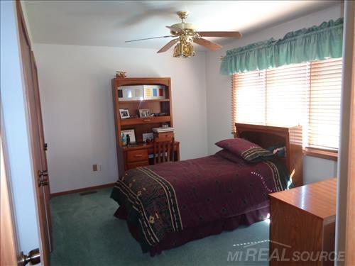 4612 Rivers Edge Drive Troy, MI 48098 - Photo 24 of 42 Gallery Image 24