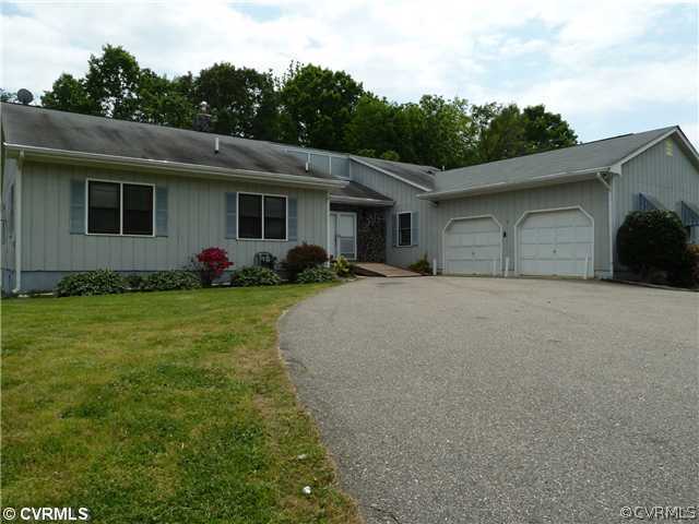 7400 Soap Stone Road Jetersville, VA 23083 - Photo 1 of 12 Exterior Front - Close Up View of the Front of the