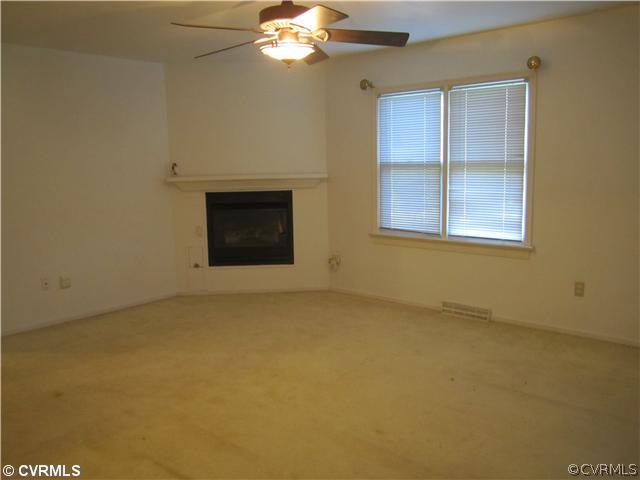 7400 Soap Stone Road Jetersville, VA 23083 - Photo 8 of 12 Master Bedroom - Master Bedroom with Fireplace and