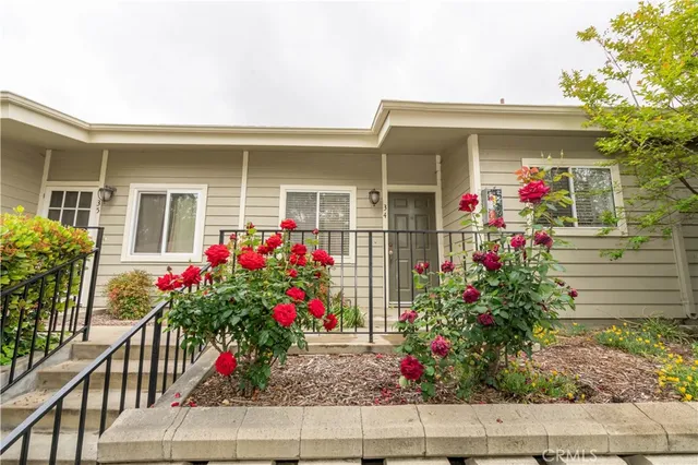 $454,900 | 11377 Osborne Place, Unit 34, Sylmar, CA 91342