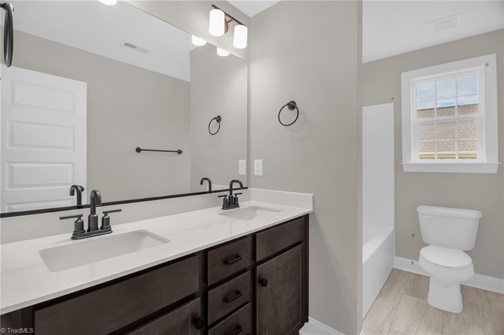 308 Grand Worth Way King, NC 27021 - Photo 21 of 25