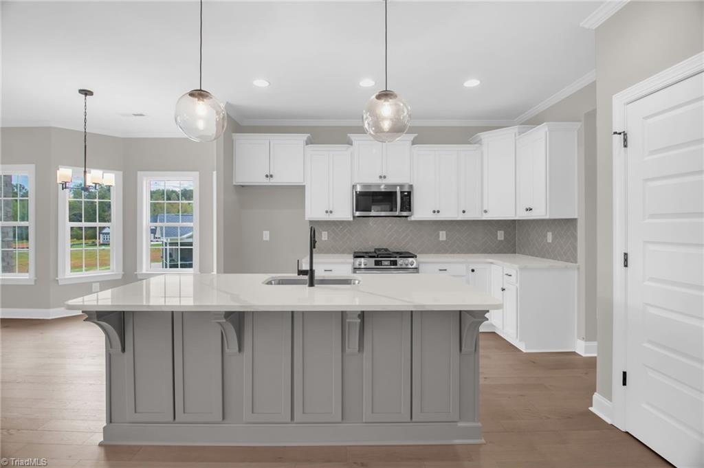 308 Grand Worth Way King, NC 27021 - Photo 10 of 25