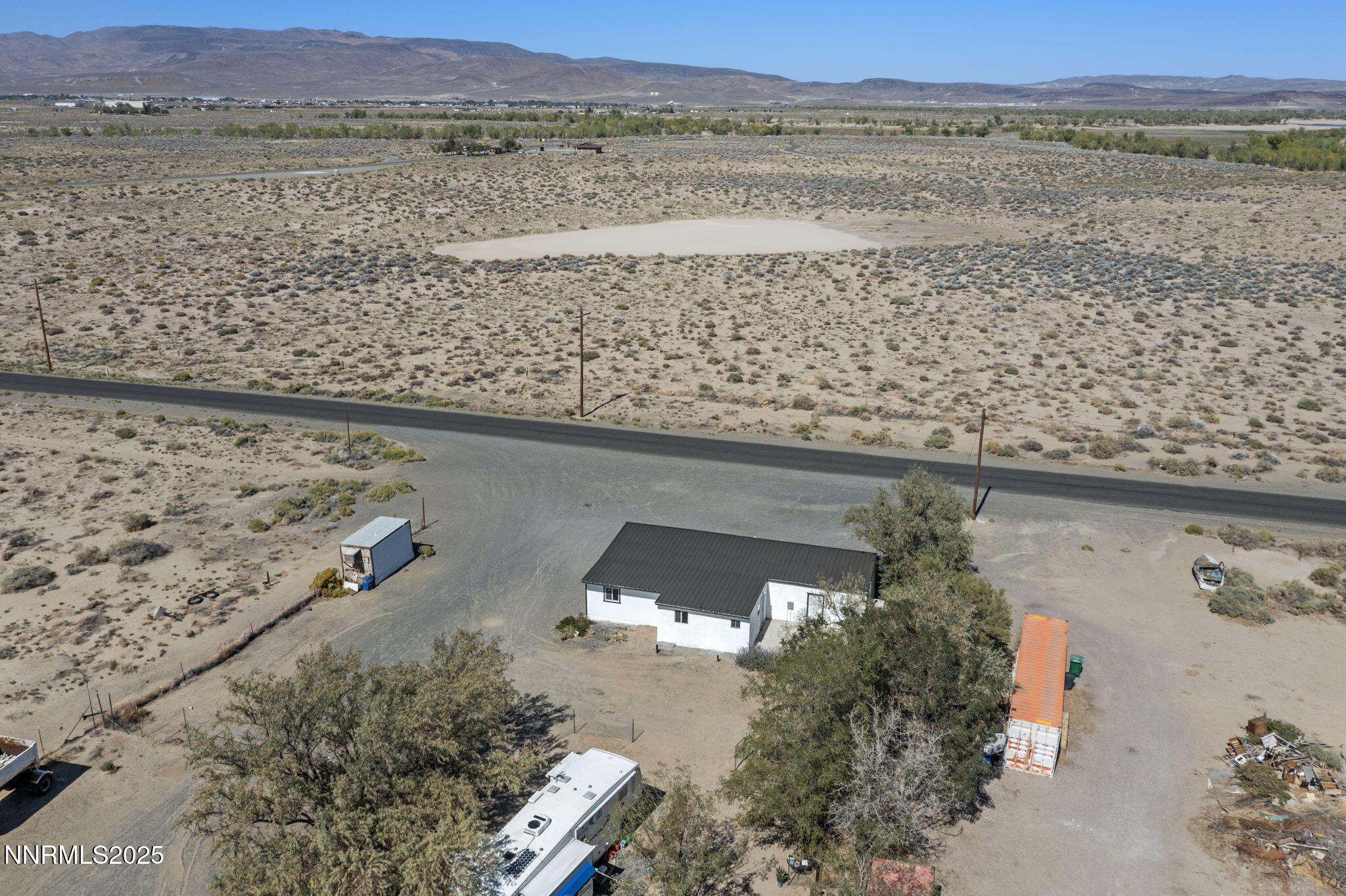 2725 East Fir Street Silver Springs, NV 89429 - Photo 41 of 56 a view of lake and mountain