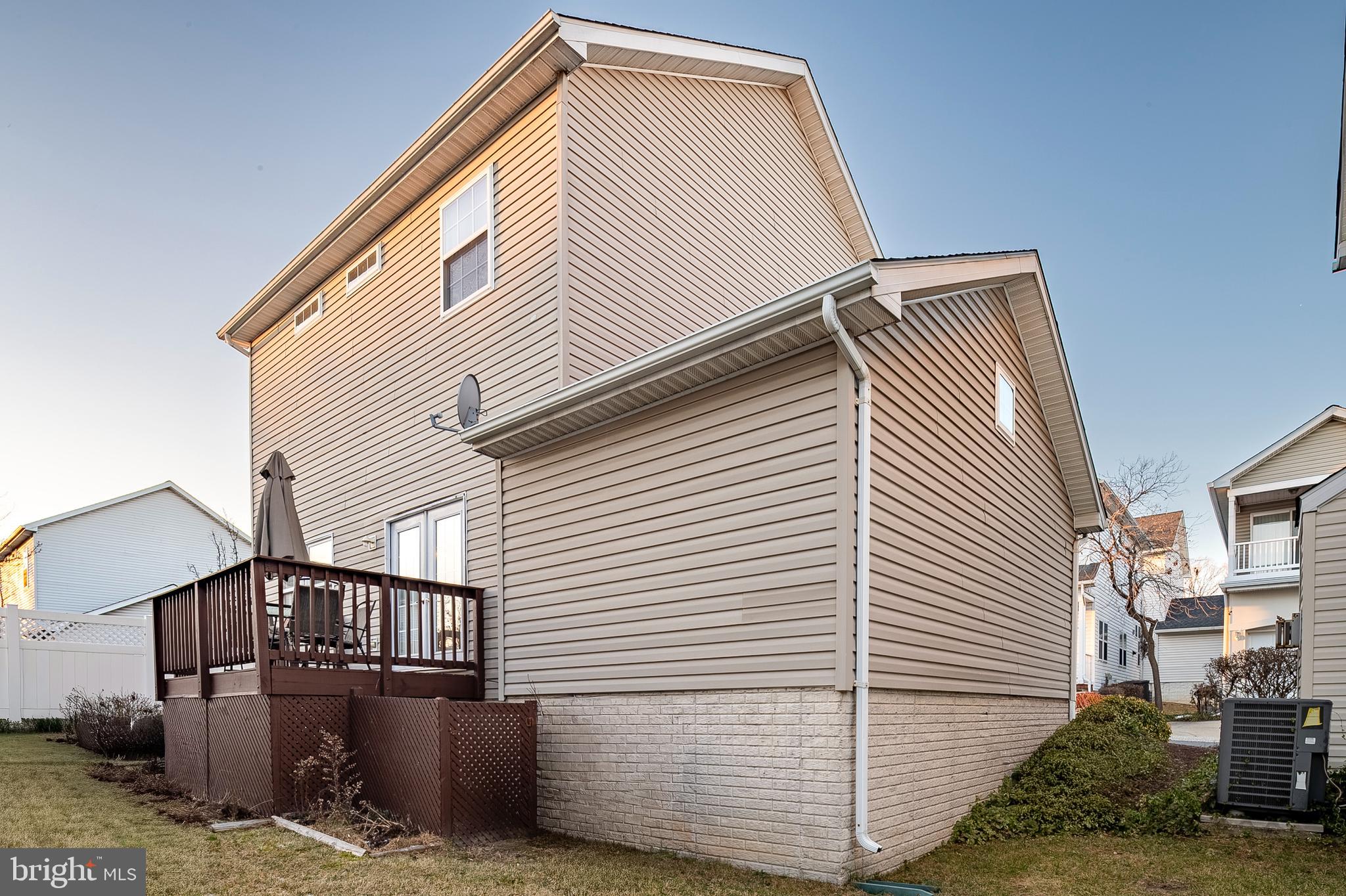 7300 Point Patience Way Elkridge, MD 21075 - Photo 26 of 28 Exterior Back