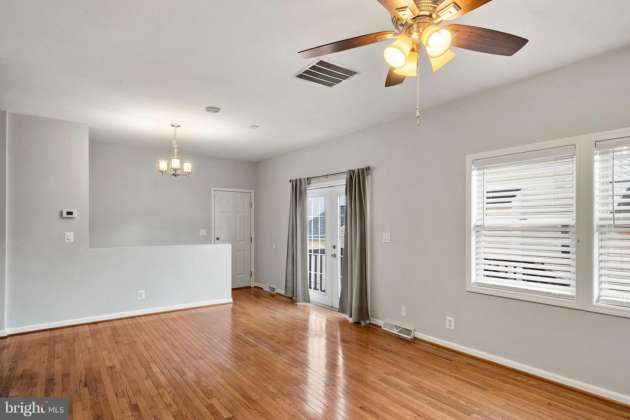 7300 Point Patience Way Elkridge, MD 21075 - Photo 4 of 28 Living Dining Room