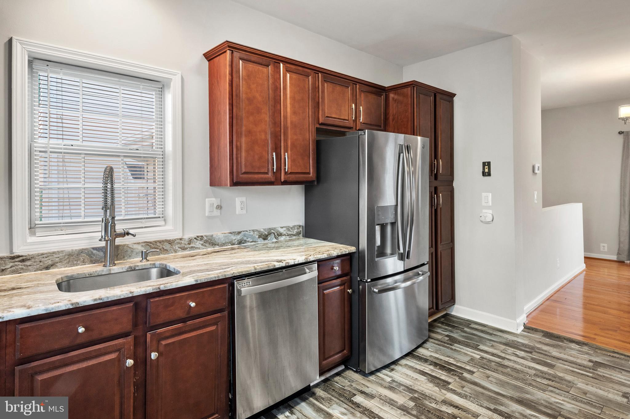 7300 Point Patience Way Elkridge, MD 21075 - Photo 8 of 28 Kitchen (alt view)
