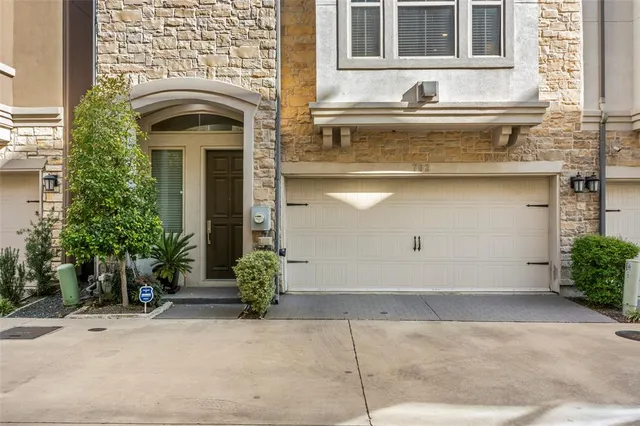 $3,600 | 762 Lacey Oaks Place, Dallas, TX 75204