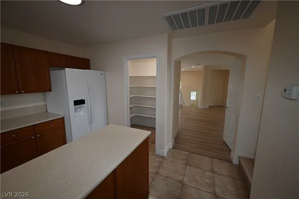 $2,200 | 9060 Pure Sapphire Court, Las Vegas, NV 89149