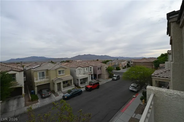 $2,200 | 9060 Pure Sapphire Court, Las Vegas, NV 89149