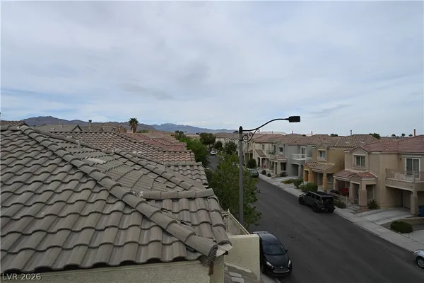 $2,200 | 9060 Pure Sapphire Court, Las Vegas, NV 89149