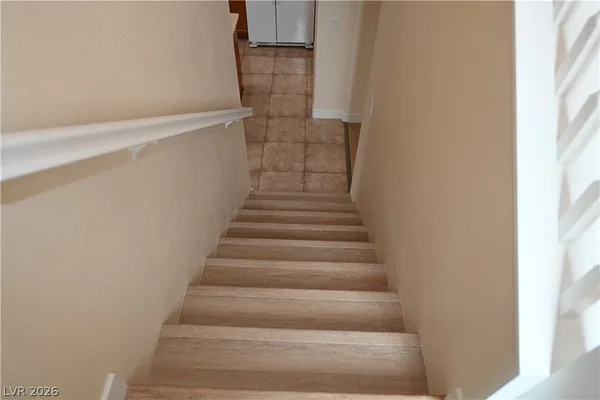 $2,200 | 9060 Pure Sapphire Court, Las Vegas, NV 89149