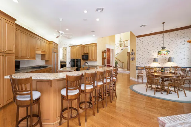 $4,500,000 | 1291 Laurel Court, Marco Island, FL 34145