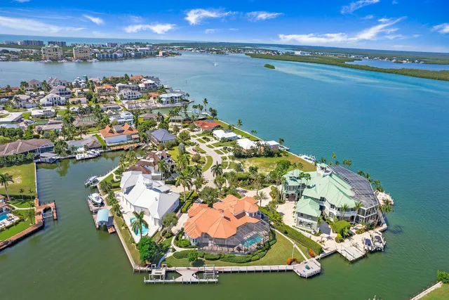 $4,500,000 | 1291 Laurel Court, Marco Island, FL 34145