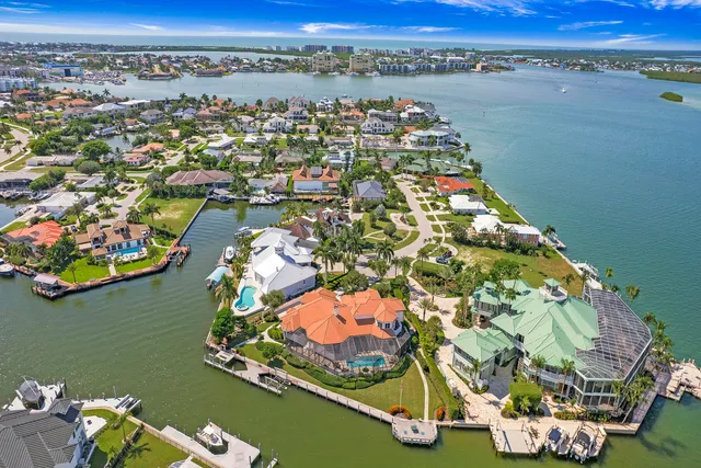 $4,500,000 | 1291 Laurel Court, Marco Island, FL 34145