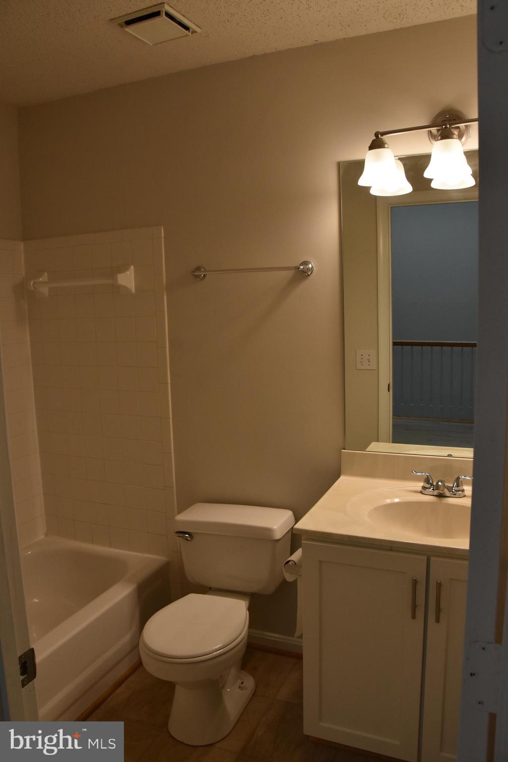 2306 Cold Meadow Way Silver Spring, MD 20906 - Photo 13 of 43
