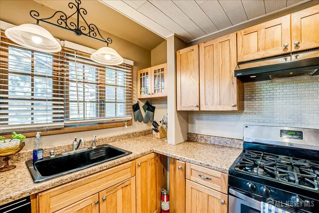 $479,900 | 177 Otterhole Road, West Milford, NJ 07480