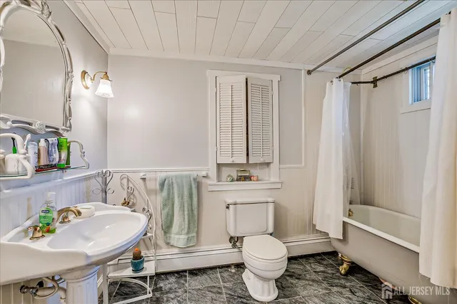 $479,900 | 177 Otterhole Road, West Milford, NJ 07480