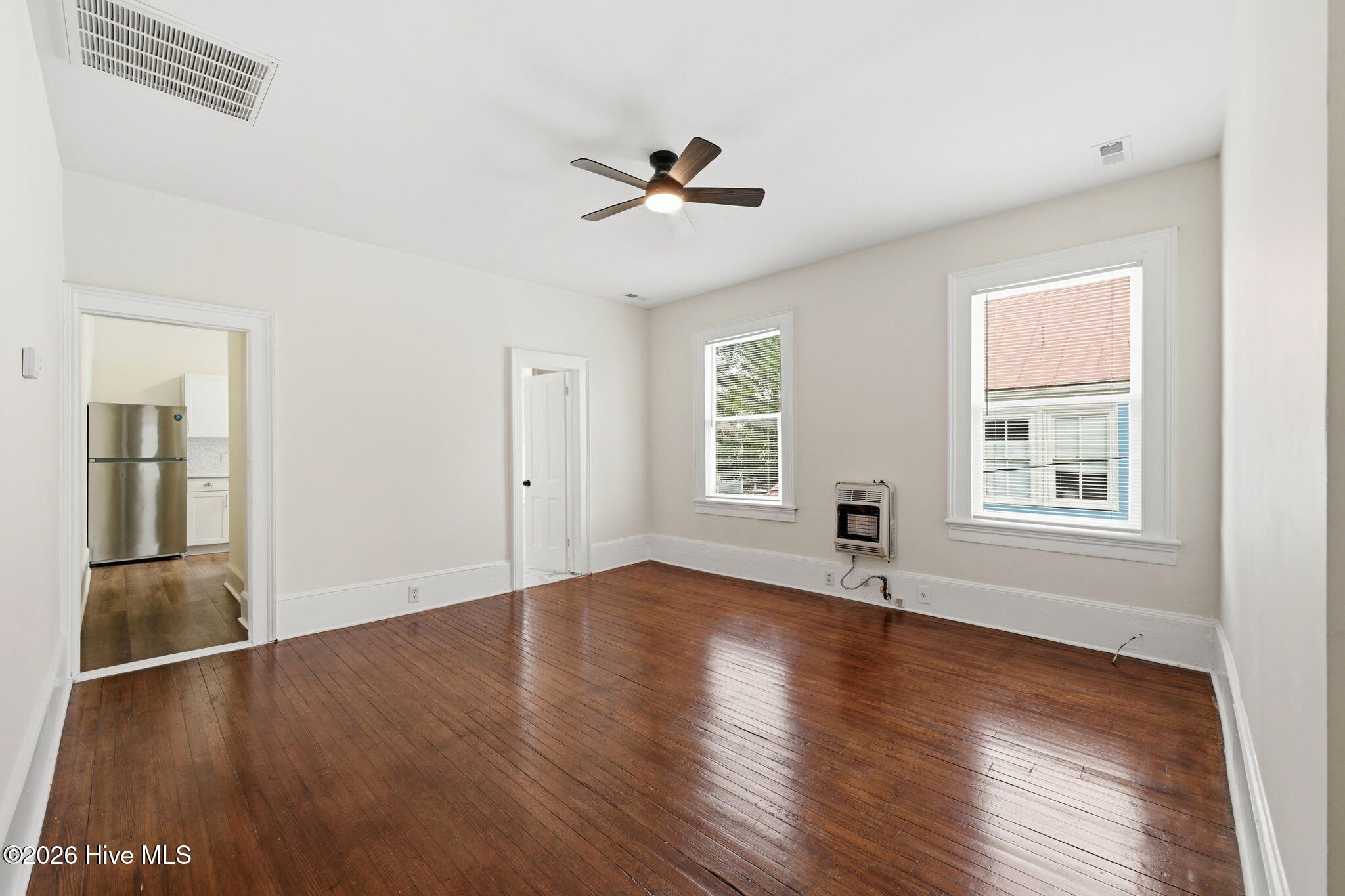 511 Middle Street, Unit B New Bern, NC 28560 - Photo 8 of 18