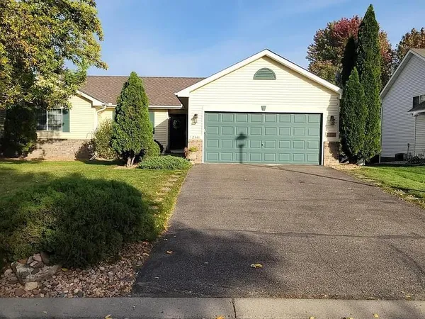 $2,700 | 2341 Ponds Way, Shakopee, MN 55379