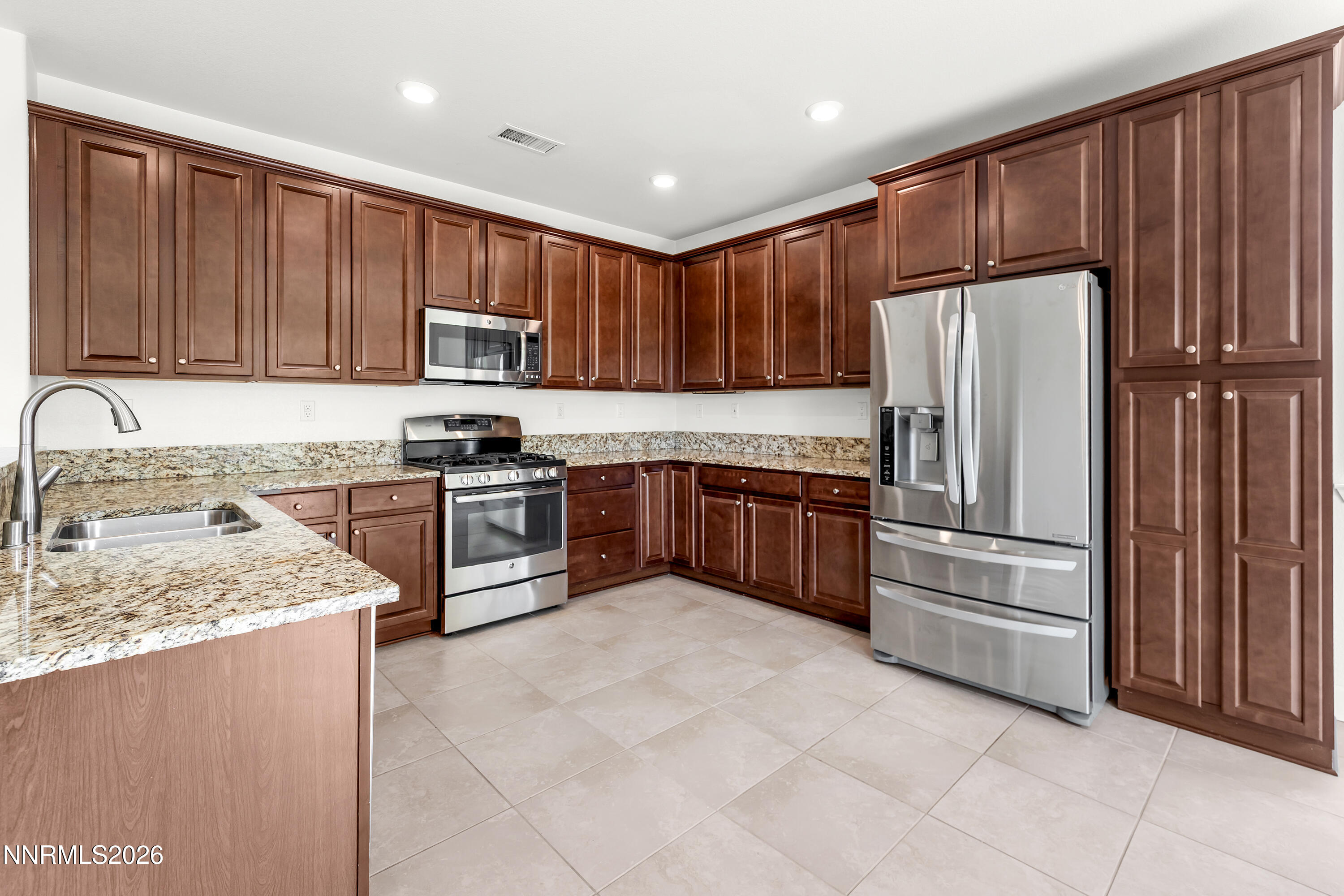 6976 Woodward Road Sparks, NV 89436 - Photo 10 of 46 Woodward6976-010