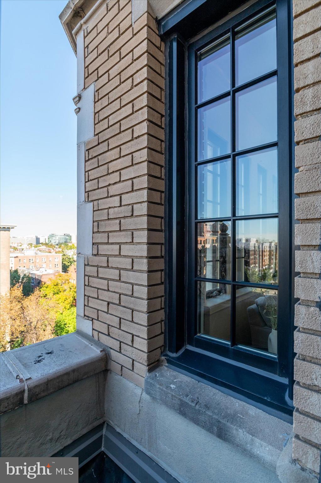 1701 16th Street Northwest, Unit 802 Washington, DC 20009 - Photo 11 of 33 a view of front door of house