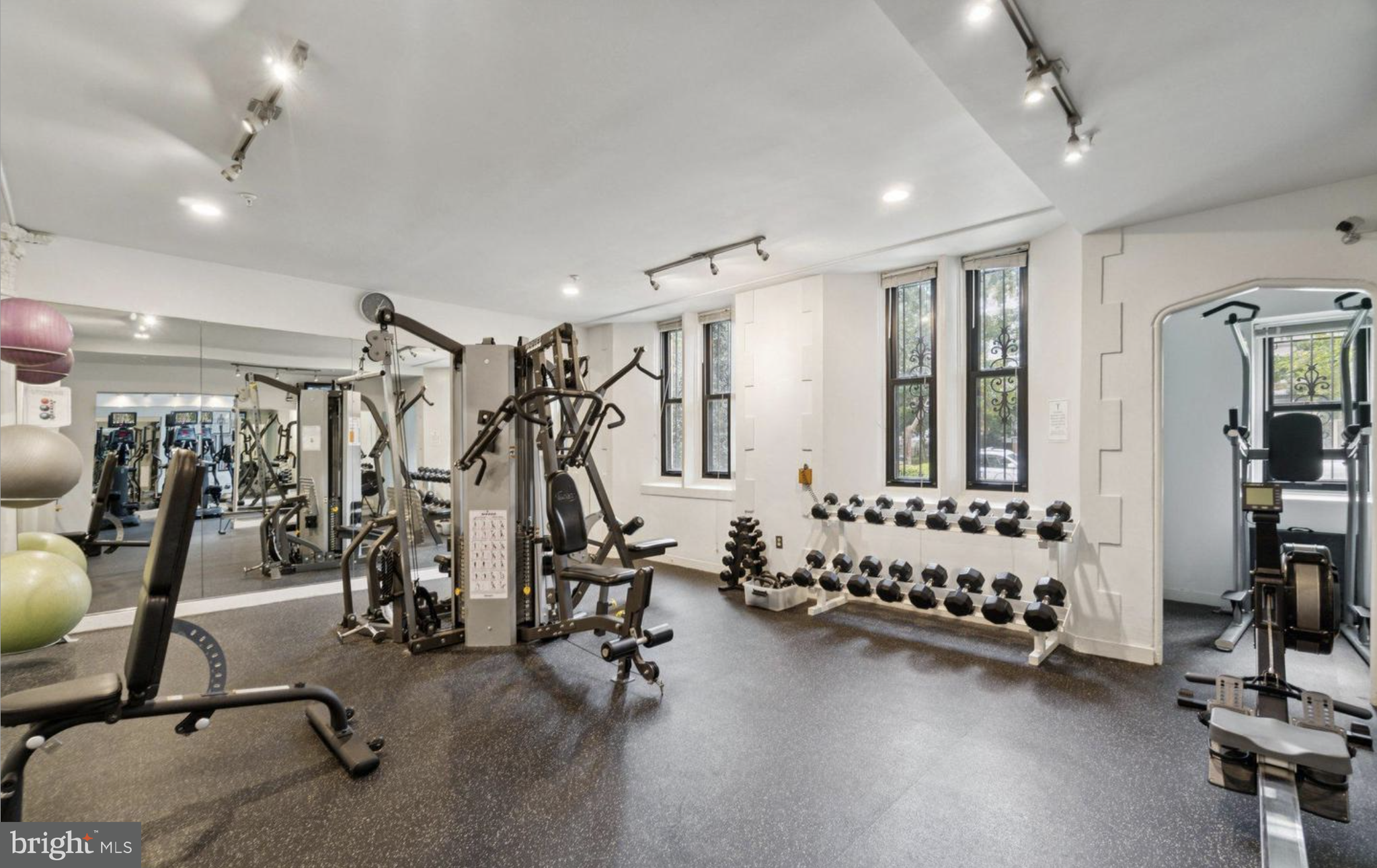1701 16th Street Northwest, Unit 802 Washington, DC 20009 - Photo 24 of 33 a view of a room with gym equipment