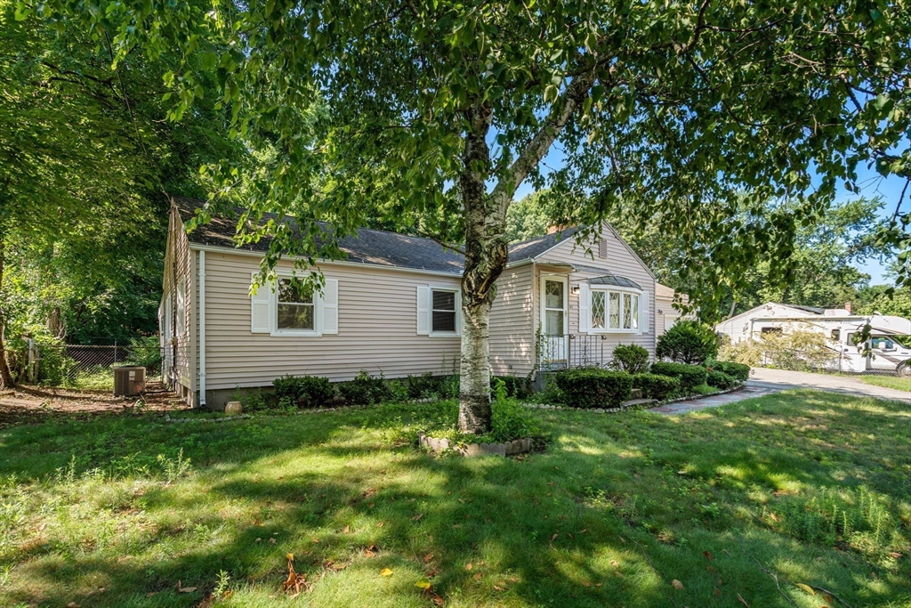 85 Keddy Street Springfield, MA 01109 - Photo 21 of 22