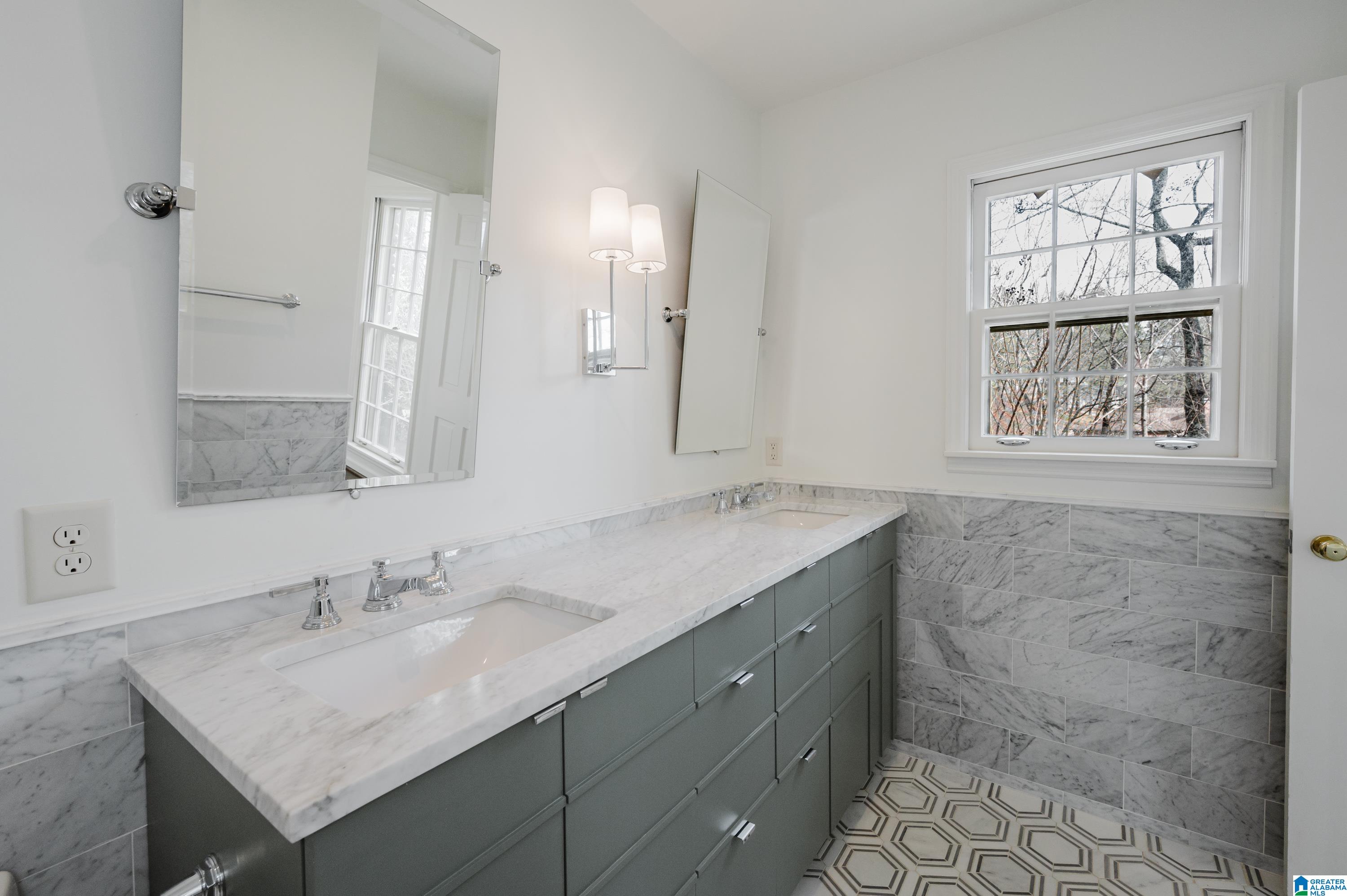 3732 Rockhill Road Birmingham, AL 35223 - Photo 28 of 68