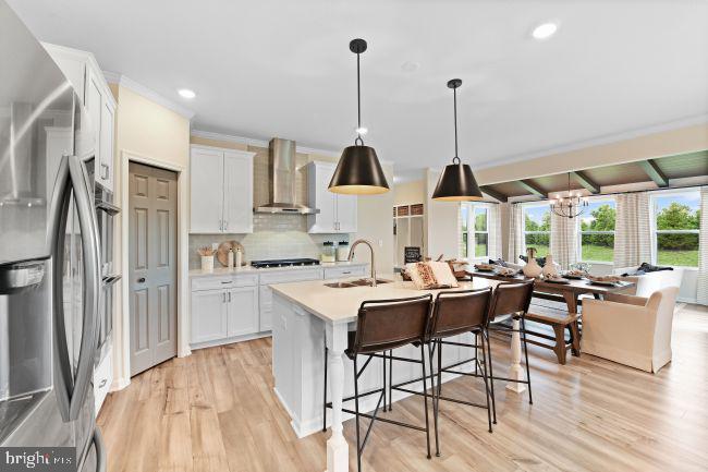 8 Regent Circle Hagerstown, MD 21742 - Photo 4 of 89 a view of a kitchen and dining room