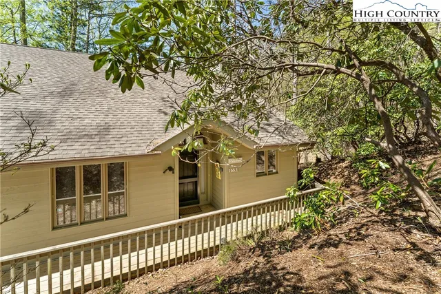 $585,000 | 155 Far Sawrey, Unit 1, Boone, NC 28607