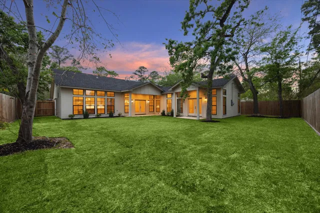 a front view of house with yard