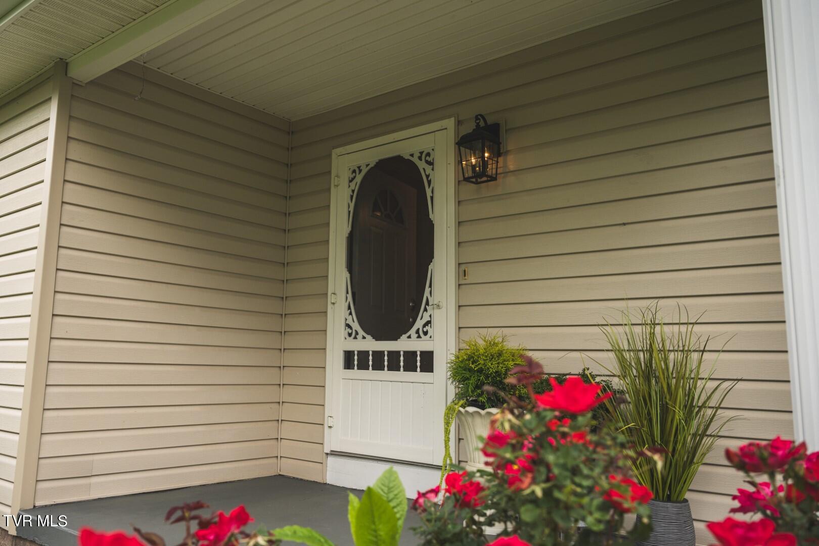 1466 Broad Street Elizabethton, TN 37643 - Photo 24 of 111 1466 Broad Street-24 (Large)