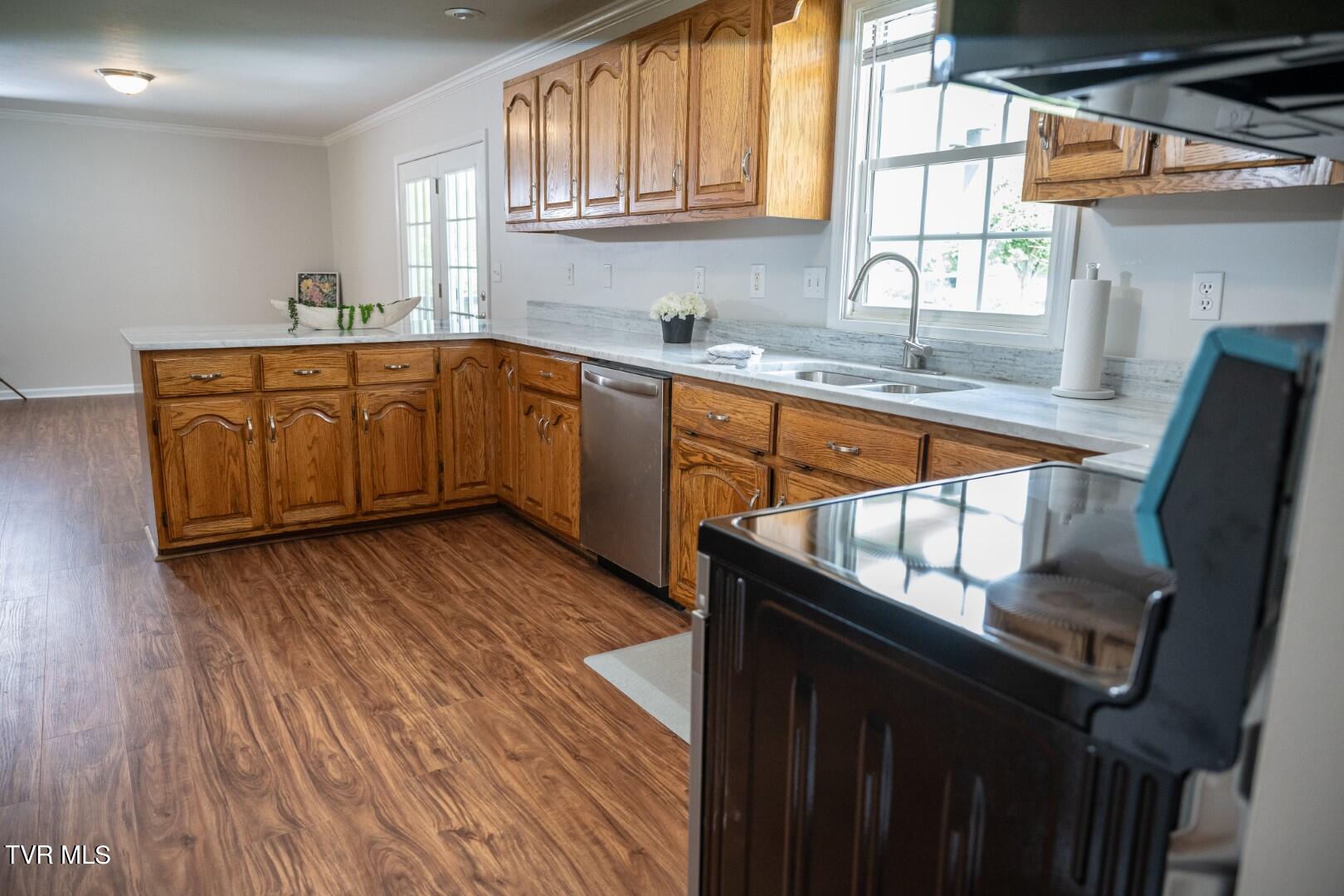 1466 Broad Street Elizabethton, TN 37643 - Photo 40 of 111 1466 Broad Street-40 (Large)