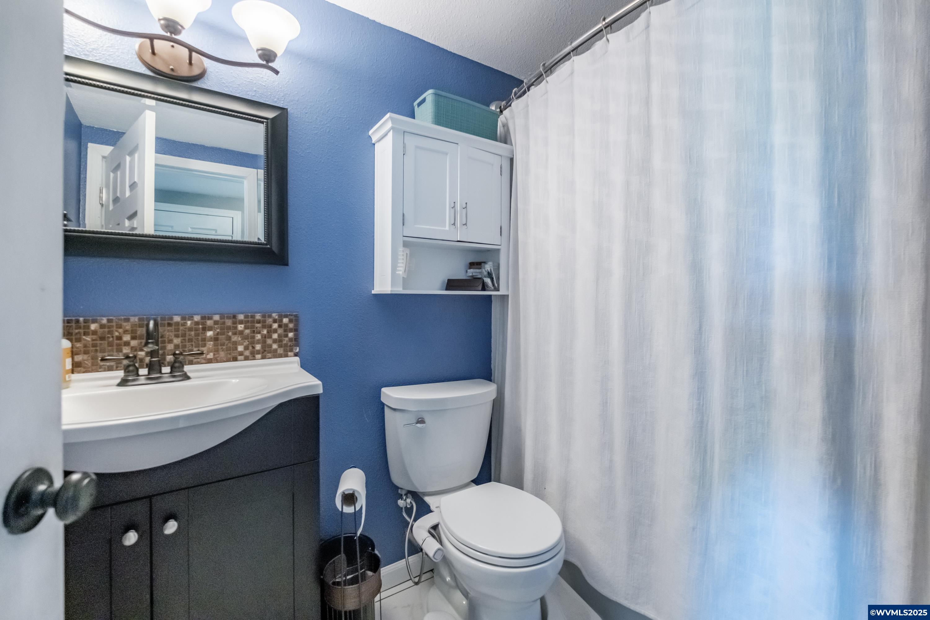 720 Central Avenue Lebanon, OR 97355 - Photo 10 of 38