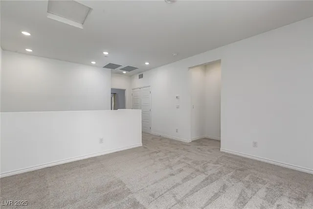 $2,096 | 2532 Vittora Pointe Street, Henderson, NV 89044