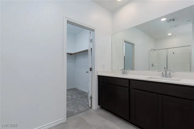 $2,096 | 2532 Vittora Pointe Street, Henderson, NV 89044