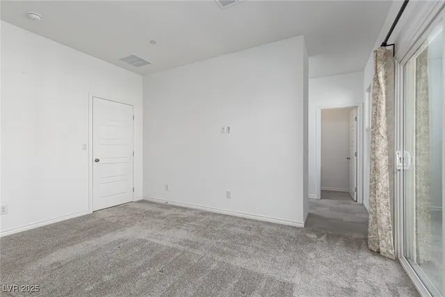 $2,096 | 2532 Vittora Pointe Street, Henderson, NV 89044