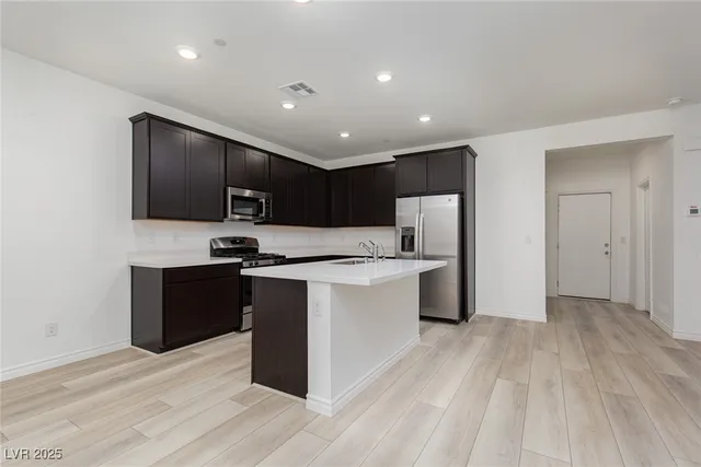 $2,096 | 2532 Vittora Pointe Street, Henderson, NV 89044