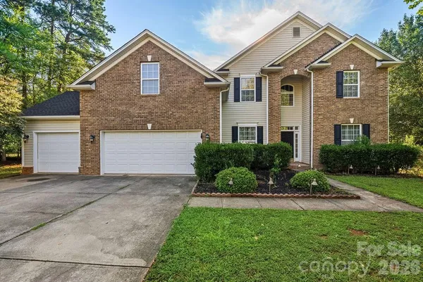 $499,000 | 7424 Hannah Alexander Lane, Charlotte, NC 28227