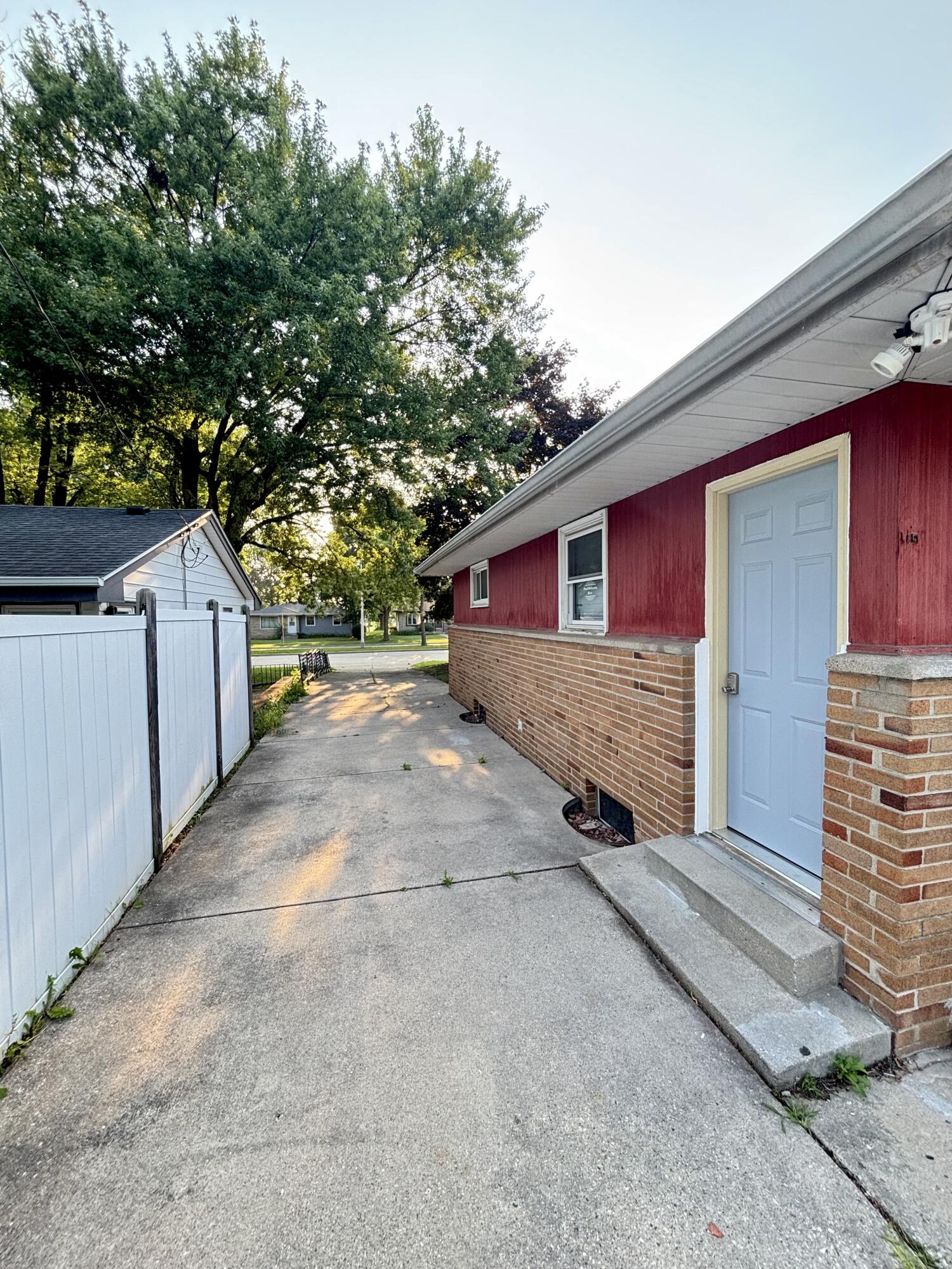 4034 South 60th Street Milwaukee, WI 53220 - Photo 19 of 20 IMG_2755