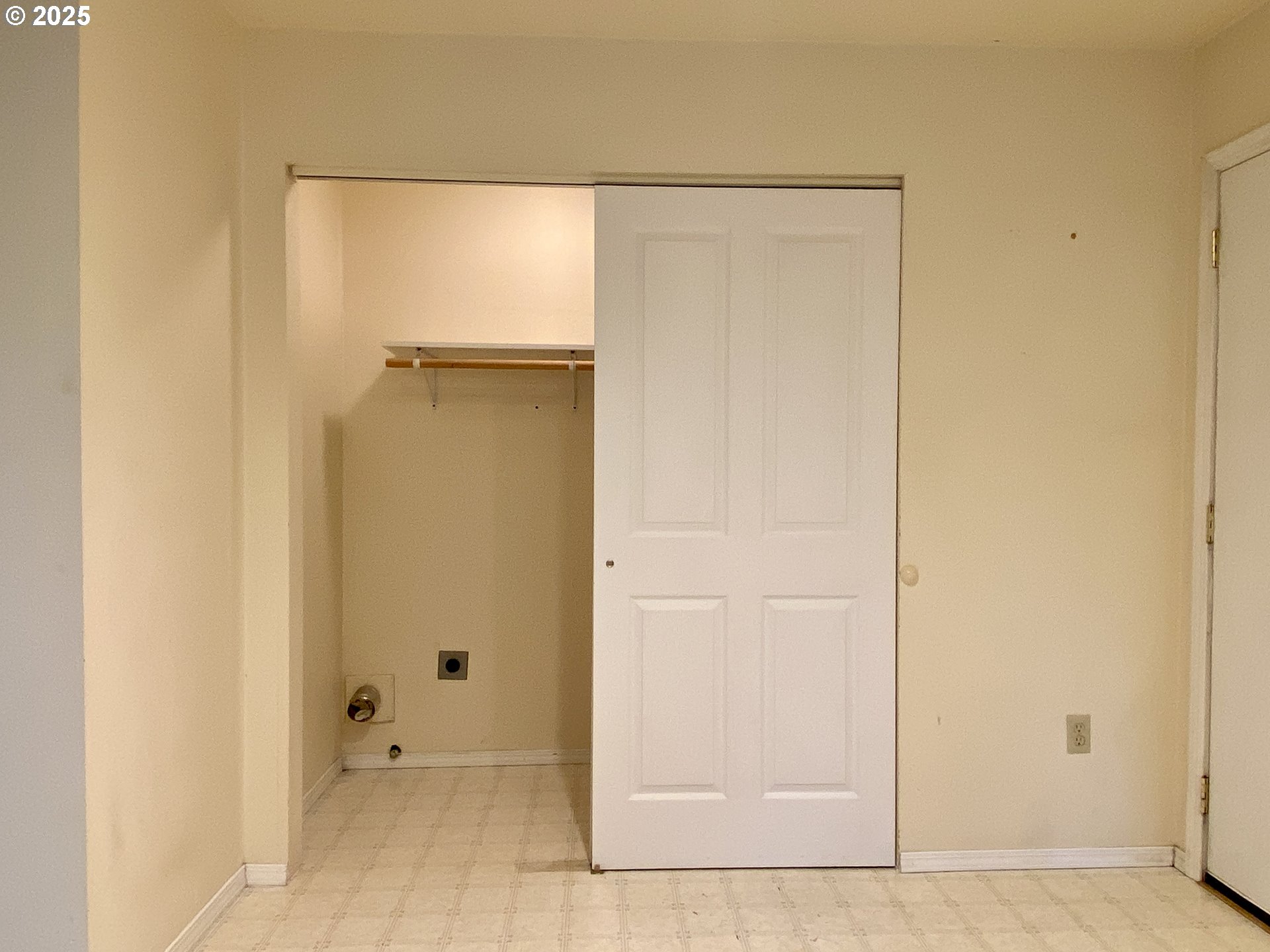 405 South Wahanna Road Seaside, OR 97138 - Photo 8 of 37 Gallery Image 8
