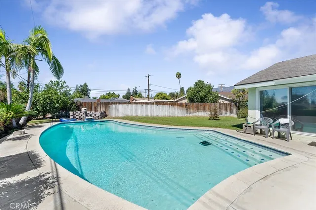$890,000 | 1400 Sullivan Street, Upland, CA 91784