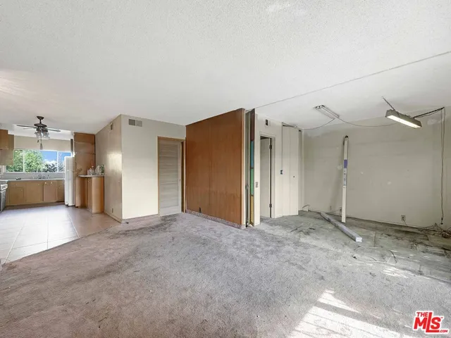 $575,000 | 3166 South Sepulveda Boulevard, Unit 22, Los Angeles, CA 90034