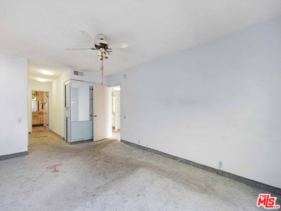 3166 South Sepulveda Boulevard, Unit 22 Los Angeles, CA 90034 - Photo 23 of 27