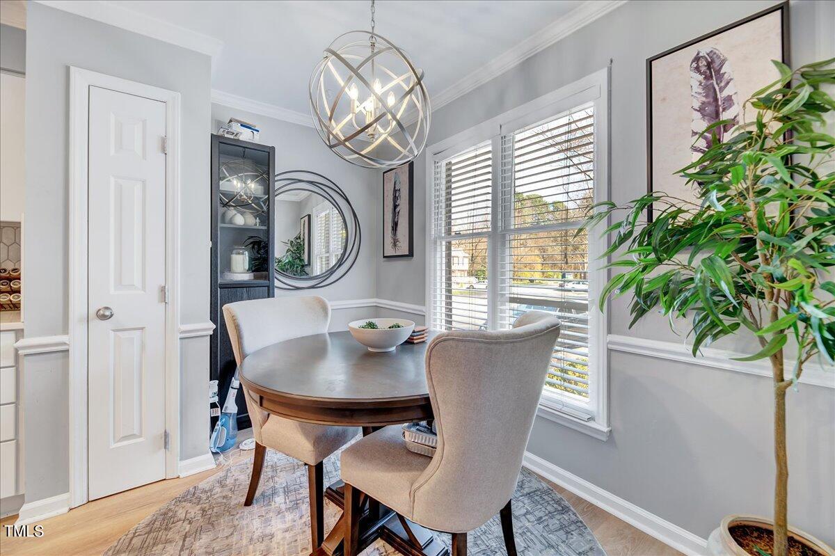 3626 Plumbridge Court Raleigh, NC 27613 - Photo 6 of 24 Dining