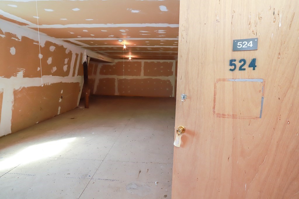 202 Swanson Road, Unit 524 Boxborough, MA 01719 - Photo 21 of 22 a view of an empty room