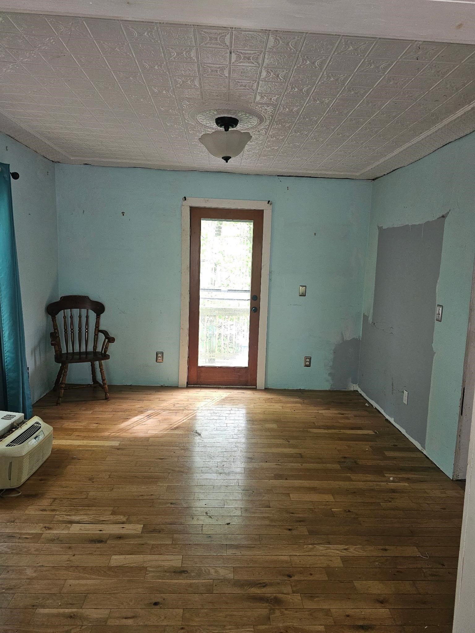 88 South Main Street Laconia, NH 03246 - Photo 10 of 17