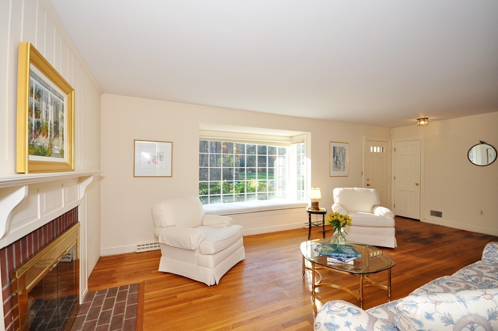 16 Francine Road Acton, MA 01720 - Photo 3 of 30 Gallery Image 3